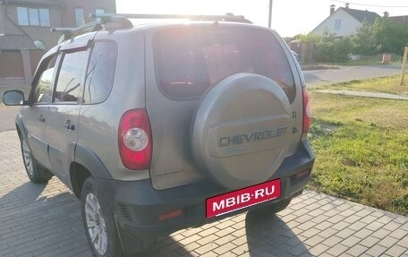 Chevrolet Niva I рестайлинг, 2012 год, 550 000 рублей, 3 фотография