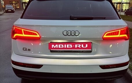 Audi Q5, 2018 год, 2 450 000 рублей, 4 фотография