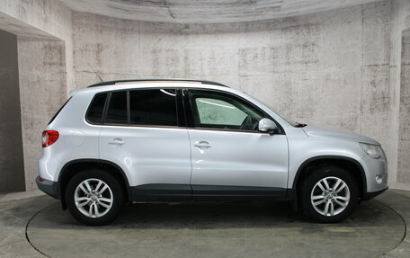 Volkswagen Tiguan I, 2009 год, 675 000 рублей, 4 фотография