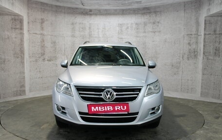 Volkswagen Tiguan I, 2009 год, 675 000 рублей, 2 фотография