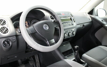 Volkswagen Tiguan I, 2009 год, 675 000 рублей, 10 фотография