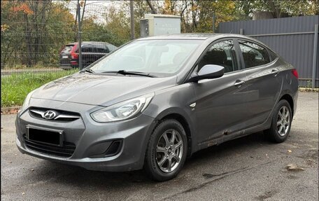 Hyundai Solaris II рестайлинг, 2011 год, 420 000 рублей, 9 фотография