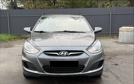 Hyundai Solaris II рестайлинг, 2011 год, 420 000 рублей, 10 фотография