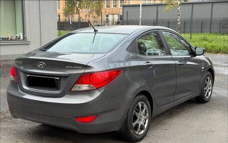 Hyundai Solaris II рестайлинг, 2011 год, 420 000 рублей, 8 фотография