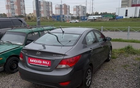 Hyundai Solaris II рестайлинг, 2011 год, 420 000 рублей, 7 фотография