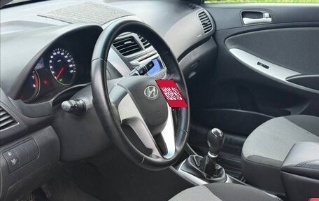 Hyundai Solaris II рестайлинг, 2011 год, 420 000 рублей, 11 фотография