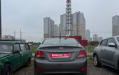 Hyundai Solaris II рестайлинг, 2011 год, 420 000 рублей, 5 фотография