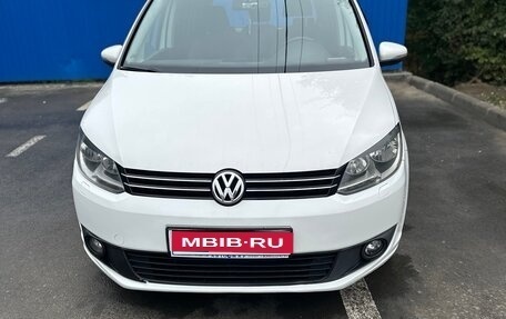 Volkswagen Touran III, 2012 год, 1 100 000 рублей, 1 фотография