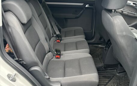 Volkswagen Touran III, 2012 год, 1 100 000 рублей, 13 фотография
