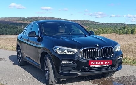 BMW X4, 2018 год, 3 650 000 рублей, 10 фотография