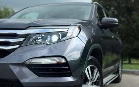 Honda Pilot III рестайлинг, 2018 год, 2 550 000 рублей, 5 фотография