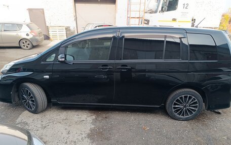 Toyota ISis I, 2011 год, 1 400 000 рублей, 6 фотография