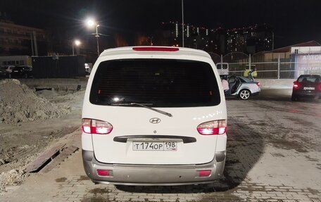 Hyundai Starex I рестайлинг, 2004 год, 430 000 рублей, 1 фотография