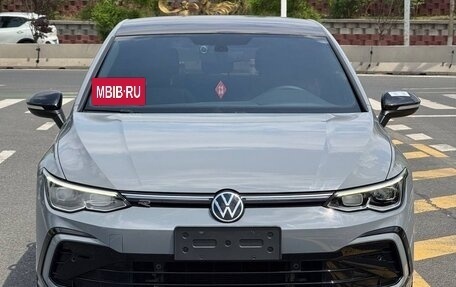 Volkswagen Golf VIII, 2022 год, 2 150 000 рублей, 2 фотография