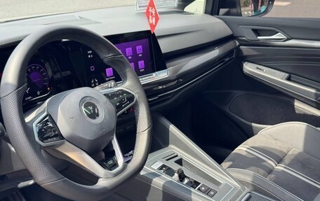 Volkswagen Golf VIII, 2022 год, 2 150 000 рублей, 4 фотография