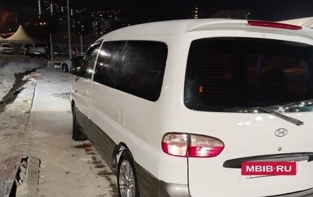 Hyundai Starex I рестайлинг, 2004 год, 430 000 рублей, 3 фотография