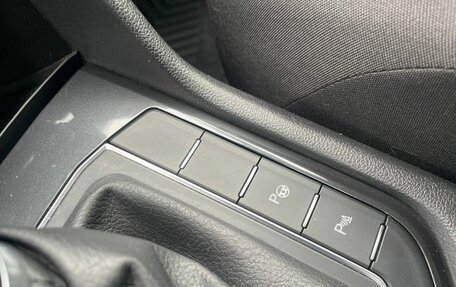 Volkswagen Tiguan II, 2019 год, 2 250 000 рублей, 18 фотография