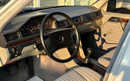 Mercedes-Benz W124, 1991 год, 1 290 000 рублей, 9 фотография