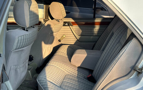 Mercedes-Benz W124, 1991 год, 1 290 000 рублей, 8 фотография