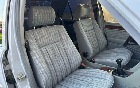 Mercedes-Benz W124, 1991 год, 1 290 000 рублей, 16 фотография