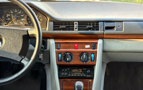 Mercedes-Benz W124, 1991 год, 1 290 000 рублей, 22 фотография