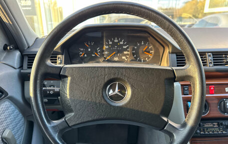 Mercedes-Benz W124, 1991 год, 1 290 000 рублей, 20 фотография