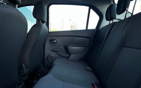Renault Logan II, 2019 год, 947 800 рублей, 9 фотография