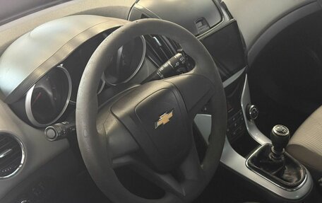 Chevrolet Cruze II, 2013 год, 750 000 рублей, 6 фотография
