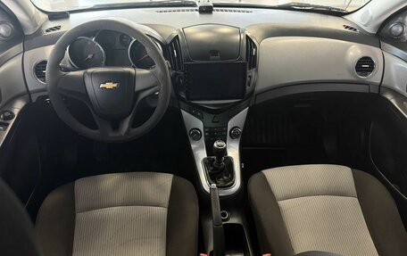 Chevrolet Cruze II, 2013 год, 750 000 рублей, 16 фотография