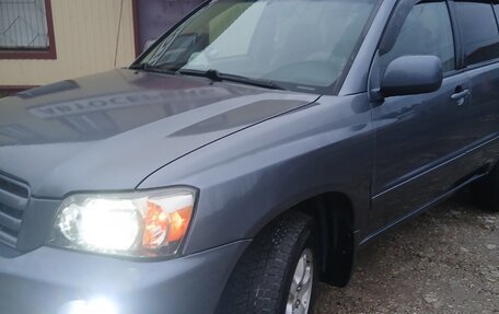Toyota Highlander III, 2002 год, 770 000 рублей, 24 фотография