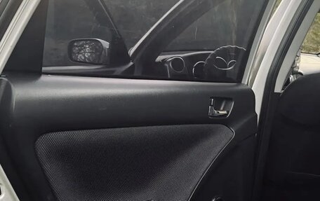 Toyota Matrix, 2004 год, 710 000 рублей, 7 фотография
