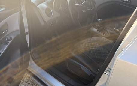 Chevrolet Cruze II, 2012 год, 600 000 рублей, 13 фотография