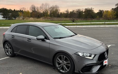 Mercedes-Benz A-Класс, 2019 год, 2 130 000 рублей, 4 фотография