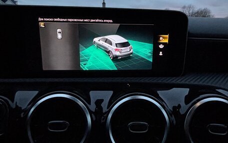 Mercedes-Benz A-Класс, 2019 год, 2 130 000 рублей, 13 фотография