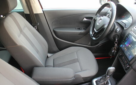 Volkswagen Polo VI (EU Market), 2017 год, 1 070 000 рублей, 14 фотография