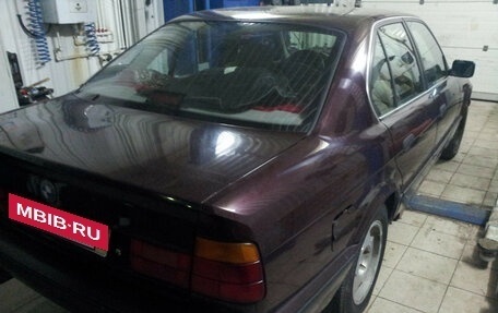 BMW 5 серия, 1993 год, 87 000 рублей, 2 фотография