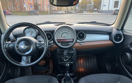 MINI Hatch, 2010 год, 800 000 рублей, 10 фотография