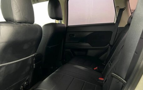 Mitsubishi Outlander III рестайлинг 3, 2018 год, 1 800 000 рублей, 11 фотография