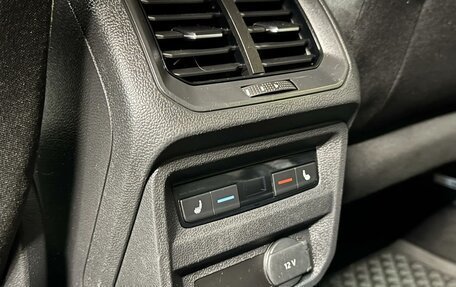 Volkswagen Tiguan II, 2018 год, 2 499 000 рублей, 16 фотография