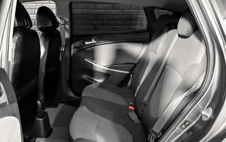 Hyundai Solaris II рестайлинг, 2011 год, 600 000 рублей, 11 фотография