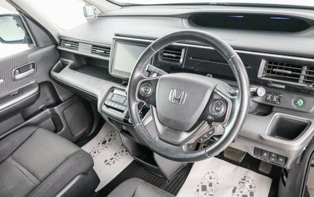 Honda Stepwgn IV, 2016 год, 1 949 000 рублей, 9 фотография