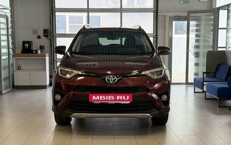 Toyota RAV4, 2017 год, 2 150 000 рублей, 2 фотография