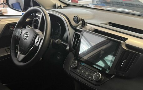 Toyota RAV4, 2017 год, 2 150 000 рублей, 16 фотография