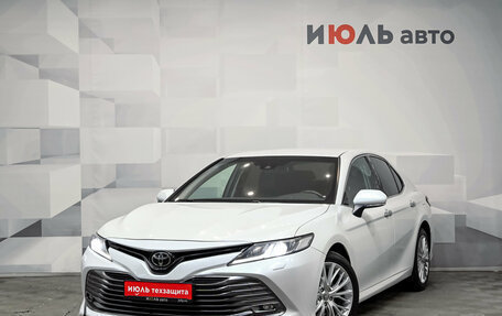 Toyota Camry, 2019 год, 3 250 000 рублей, 2 фотография