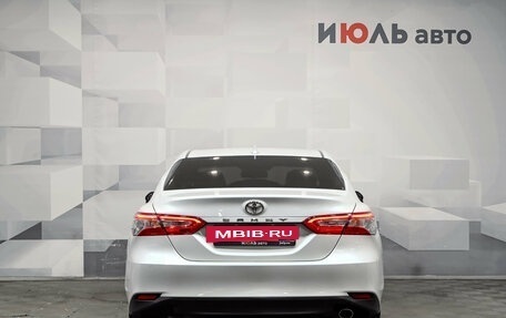 Toyota Camry, 2019 год, 3 250 000 рублей, 5 фотография