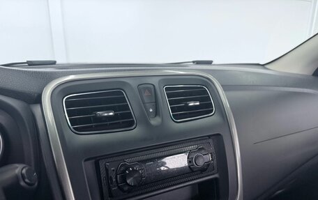 Renault Sandero II рестайлинг, 2016 год, 879 000 рублей, 9 фотография