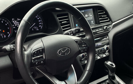 Hyundai Elantra VI рестайлинг, 2019 год, 1 399 000 рублей, 8 фотография