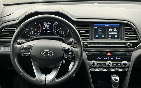 Hyundai Elantra VI рестайлинг, 2019 год, 1 399 000 рублей, 9 фотография