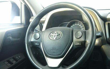 Toyota RAV4, 2014 год, 1 999 000 рублей, 10 фотография