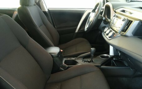 Toyota RAV4, 2014 год, 1 999 000 рублей, 18 фотография